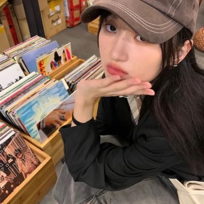 独一无二小众女头图片