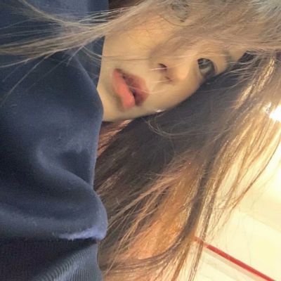 微信头像高级个性女生高清真人图片