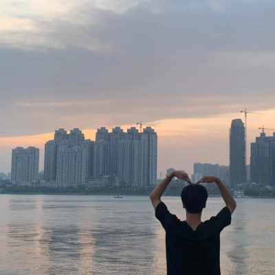 2025最新高清的一男一女高级情头图片好看