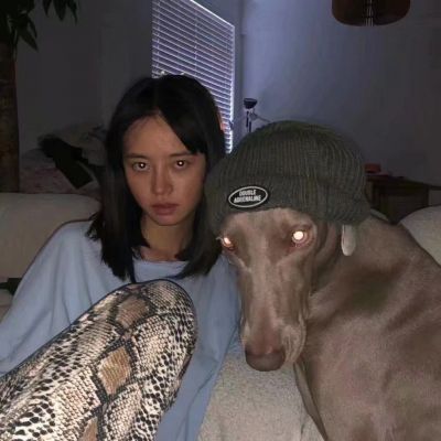 复古头像自拍滤镜女生高清图片