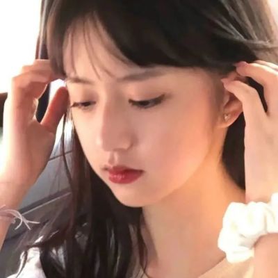2025年最新款头像女真人高清图片