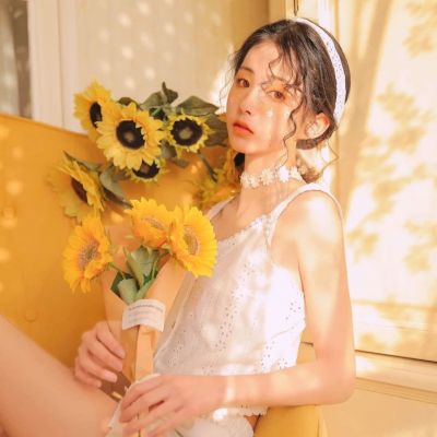 2025唯美女生头像