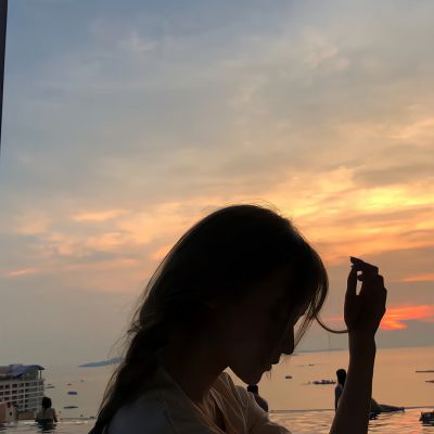 情侣头像图片2025年最新版一男一女