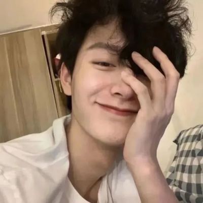微信头像男生2025帅气真人高清图片