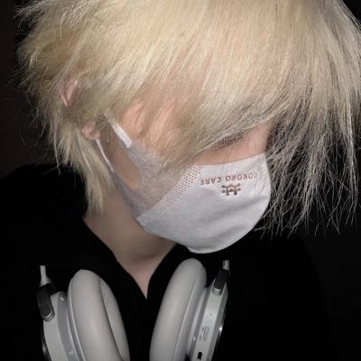 侧脸头像男生背影高清真人照片