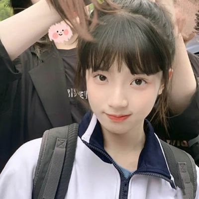 2025年最火真人版女头图片