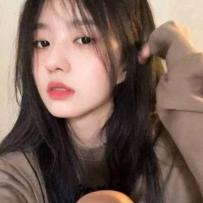 2025头像单人真人女生高清图片