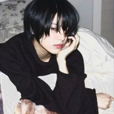 2025头像男生霸气冷酷真人