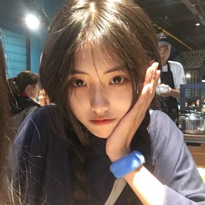 真人女生头像2025最火高清图片