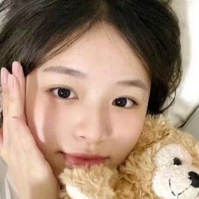 2025女生头像高级质感干净高清图片