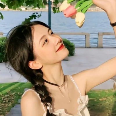 2025女生头像高级质感干净高清图片
