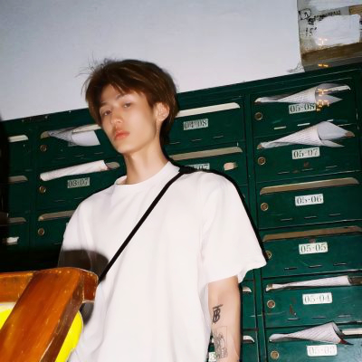 2025情侣头像真人一男一女高清图片