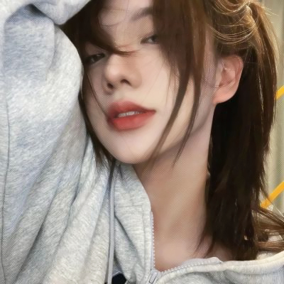 优质女头真人ins风