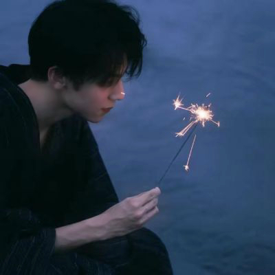 酷帅男生高清头像图片