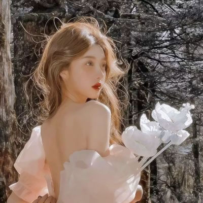让人一眼就惊艳的头像女
