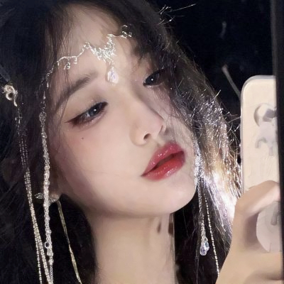 让人一眼就惊艳的头像女