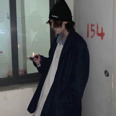 酷帅高冷真人男头图片
