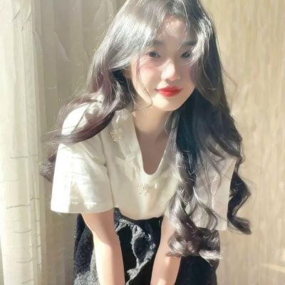 2025头像图片流行款女