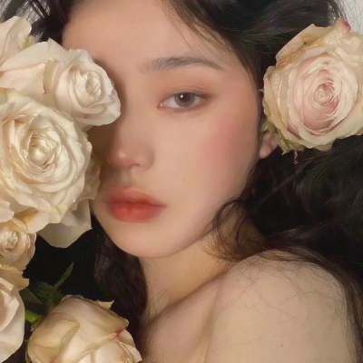 wechat高级感女头像图片