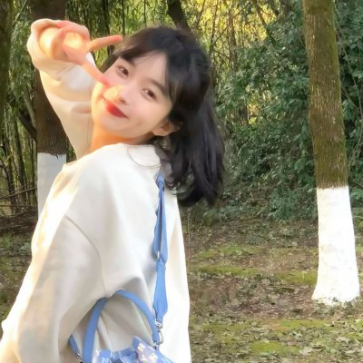 2025头像图片流行款女