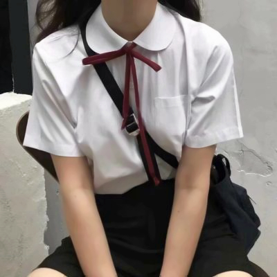2025年最火的女生头像不露脸图片