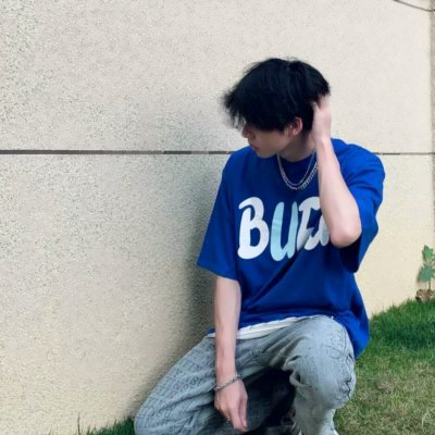 干净帅气男生微信头像图片