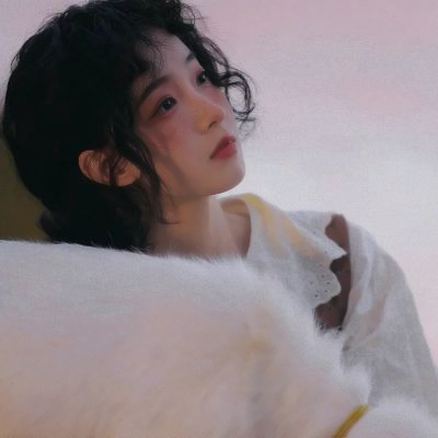 仙气唯美温柔的美女头像图片