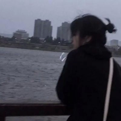 伤感丧系ins女头