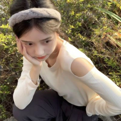 头像女生2025最火好看高清图片