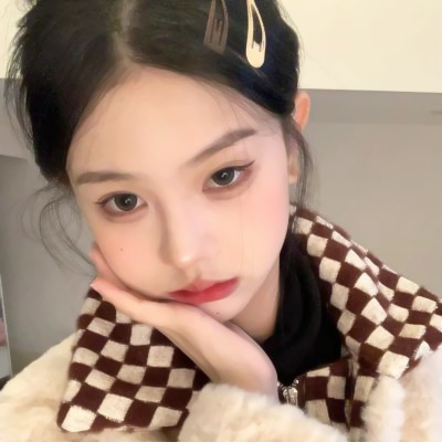 清纯干净微信头像女生