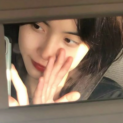 清纯干净微信头像女生