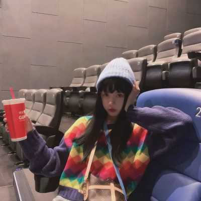 单人情侣微信头像一男一女