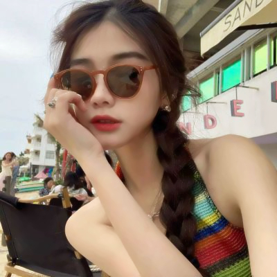 夏日女头真人ins
