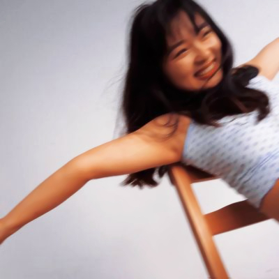 微信氛围感真人女生头像图片