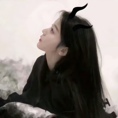 单人情侣微信头像一男一女