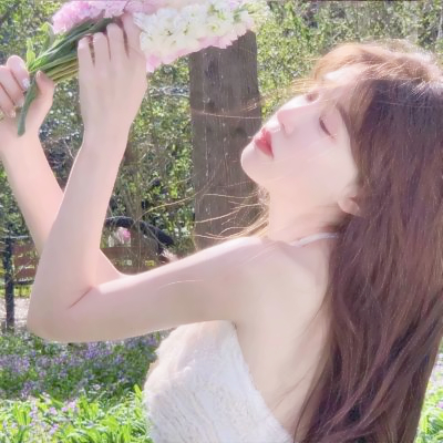 闺蜜头像两张唯美带花仙气图片