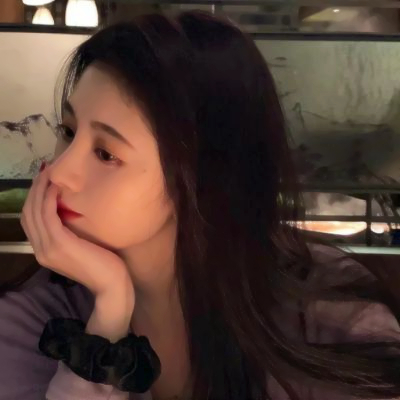 淡紫色系女生头像