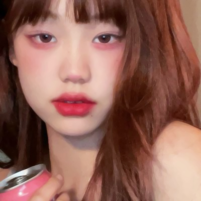 优质女头纯欲风忧郁图片