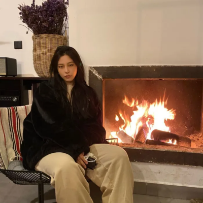 单人情侣微信头像一男一女