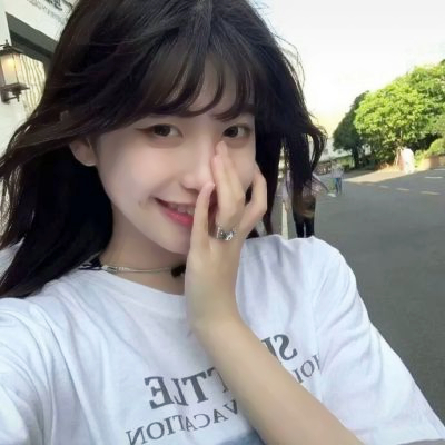 真人女生头像图片2025最火爆
