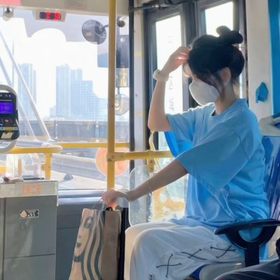 女生头像真人单张