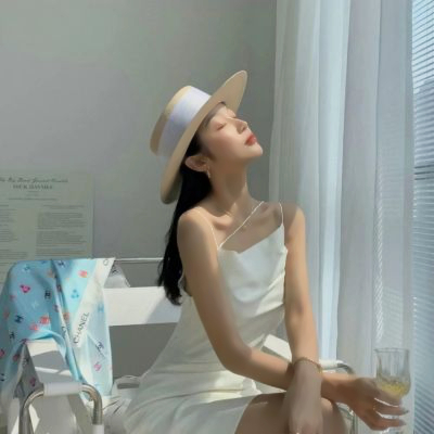 小众高级头像高冷女生