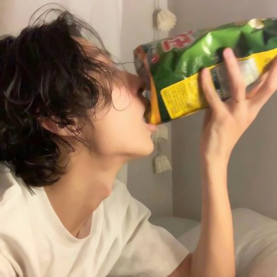 男生绝绝子头像小众推荐高清图片