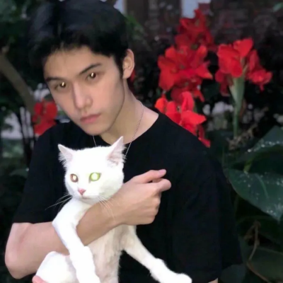 单人情侣微信头像一男一女