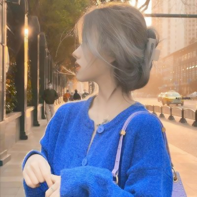 2025最火高冷头像女生霸气真人图片