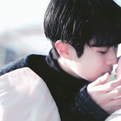 2025cp感十足的真人情侣头像两张一组配对图片