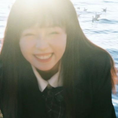 氛围感微信头像真人女生高清图片