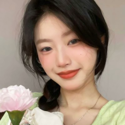 2025年漂亮女生头像图片真人