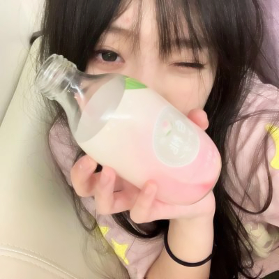 氛围感微信头像真人女生高清图片