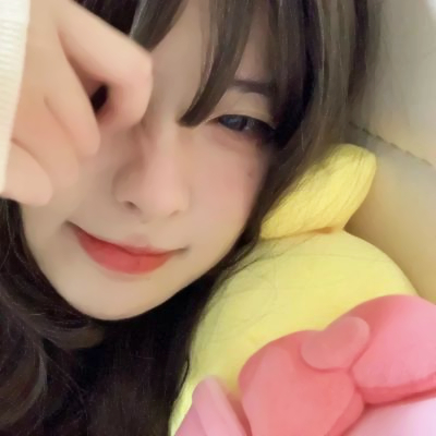 2025年最好看的头像女生高清图片